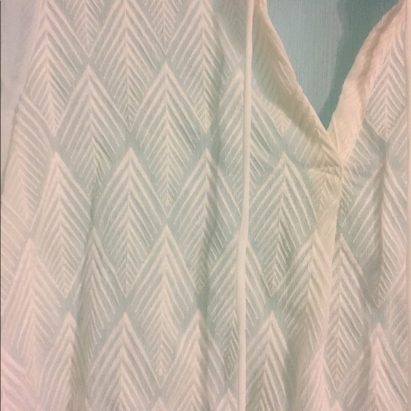 Banana Republic Shear, white, sophisticated top - Picture 3 of 4